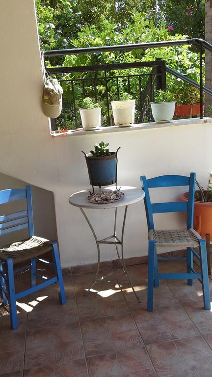 Mylonas Rooms Pandokrátor 外观 照片